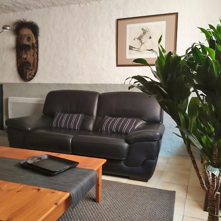 Appartement 55 M2 Proche Commerces Et Parking Rivesaltes Exterior photo