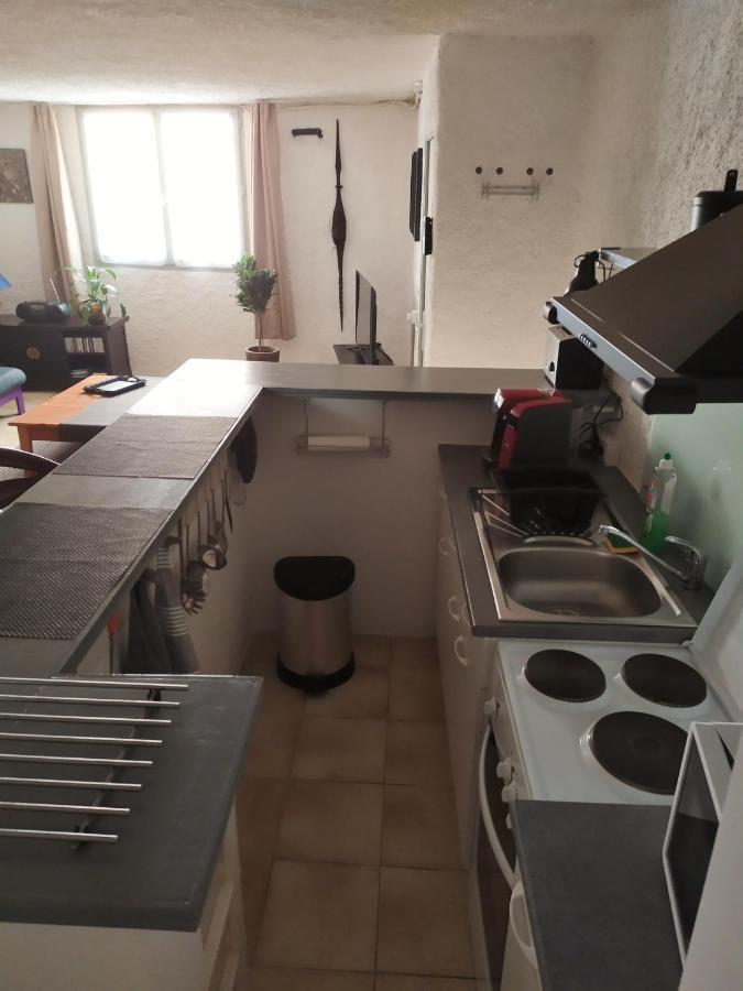 Appartement 55 M2 Proche Commerces Et Parking Rivesaltes Exterior photo